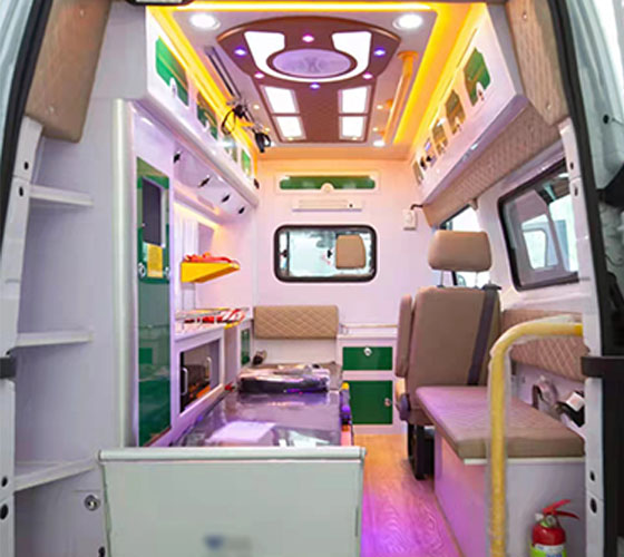 麦盖提县车辆内部展示